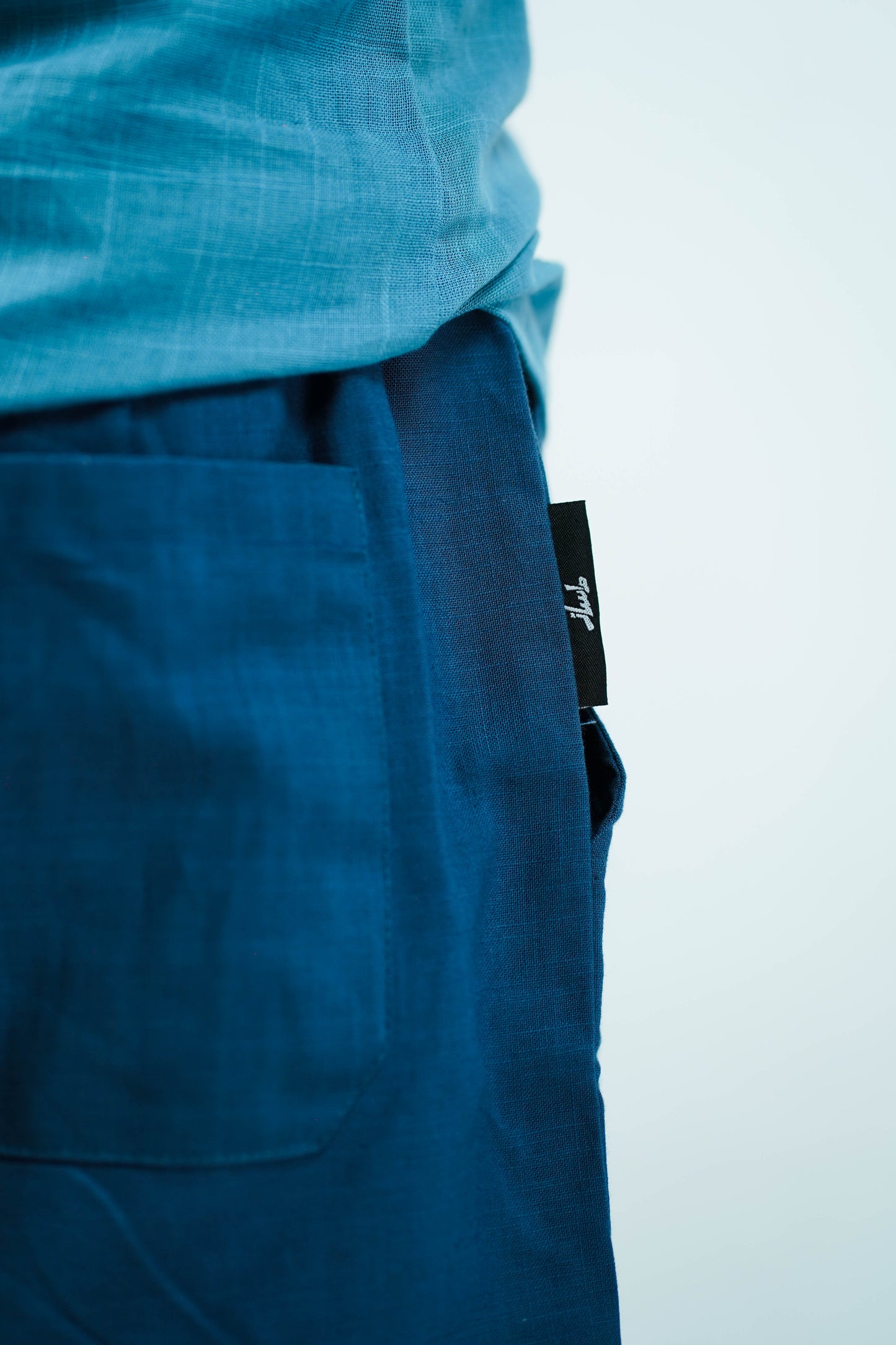 navy bottom irish linen tourser