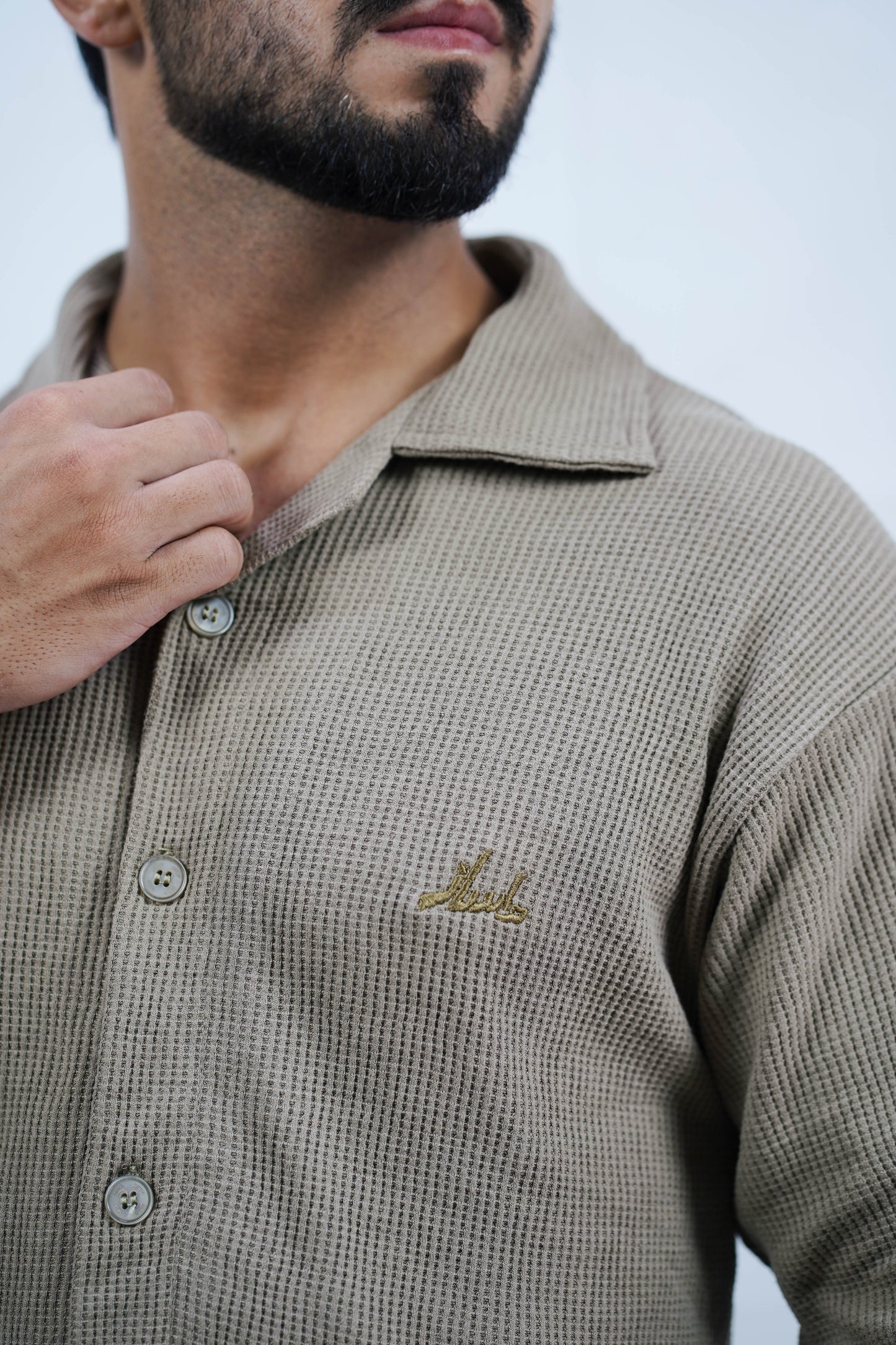 Coffee cuban collar